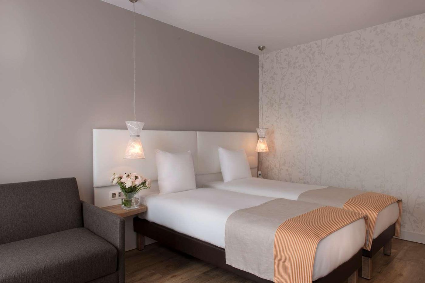 Hotel-Magenta-38-by-HappyCulture-Room-23