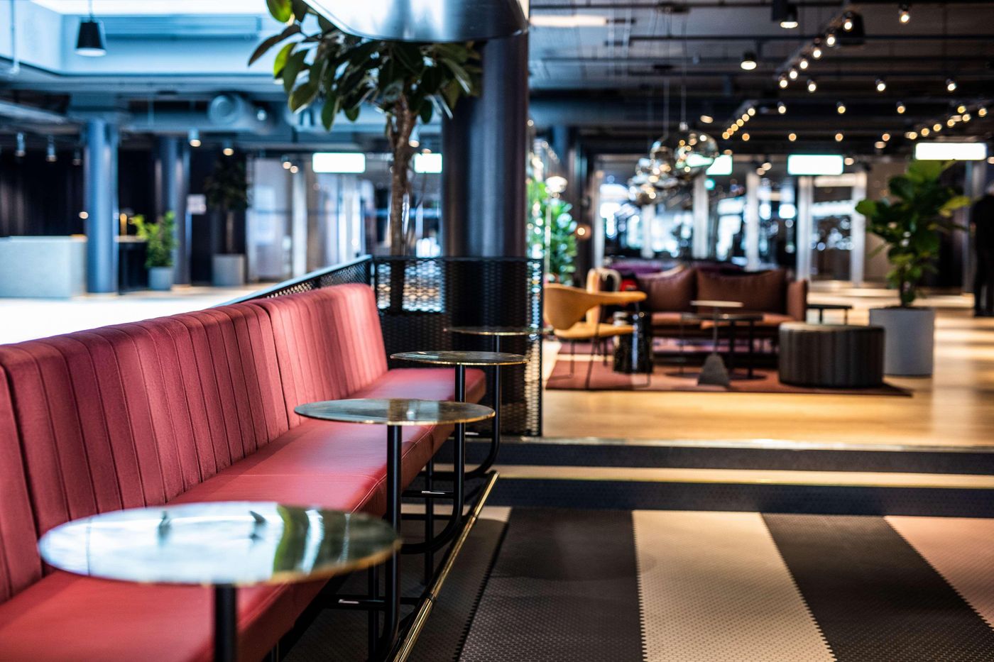 Scandic-Falkoner-Lobby-24
