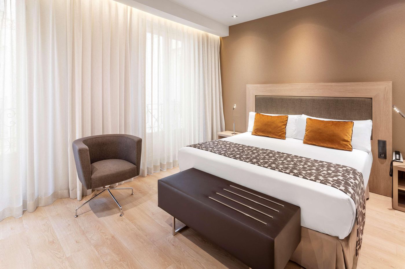 Catalonia-Plaza-Mayor-Room-23