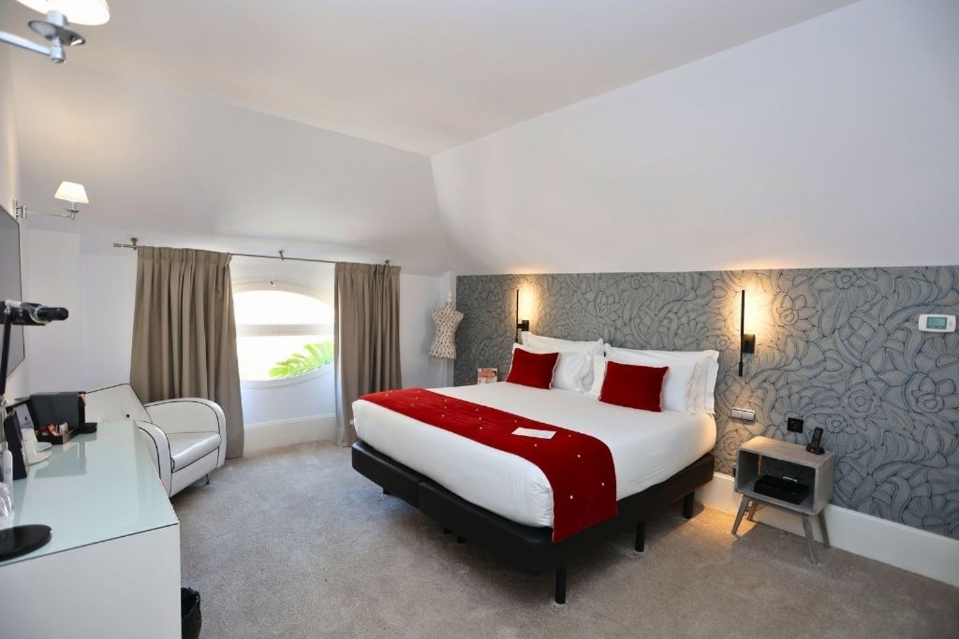 Hotel-Mariposa-Room-9