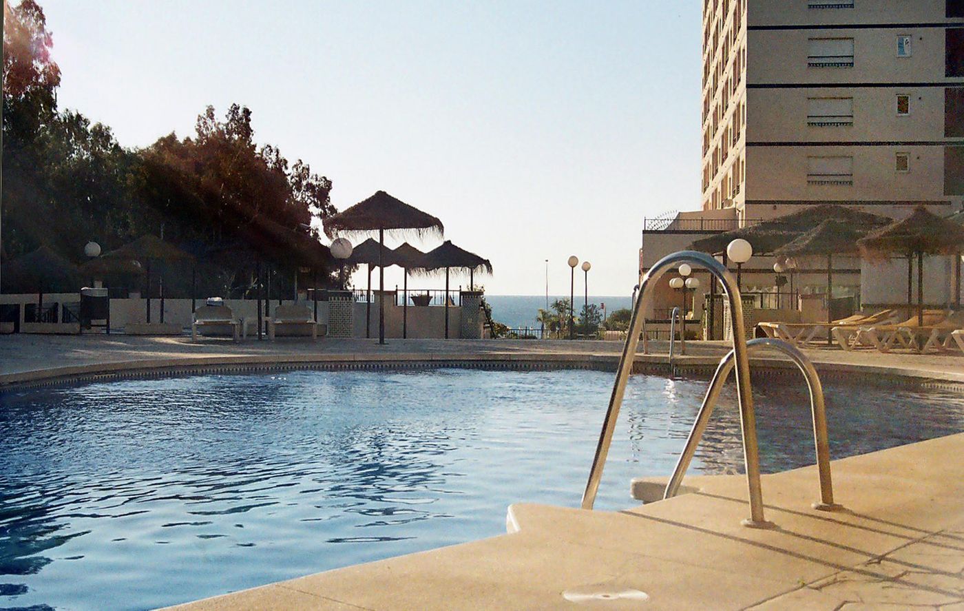 Flatotel-Internacional-Pool-6