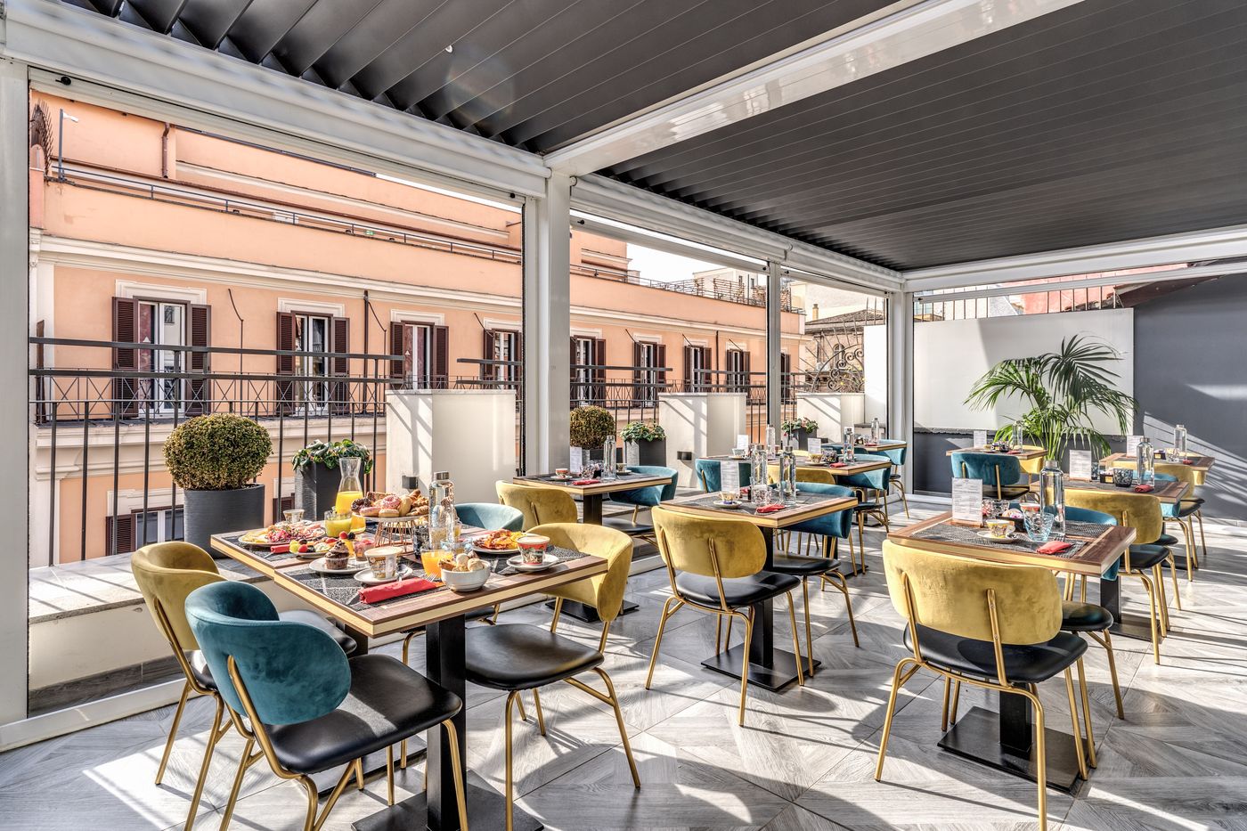 CC-Palace-Hotel-Bar-1