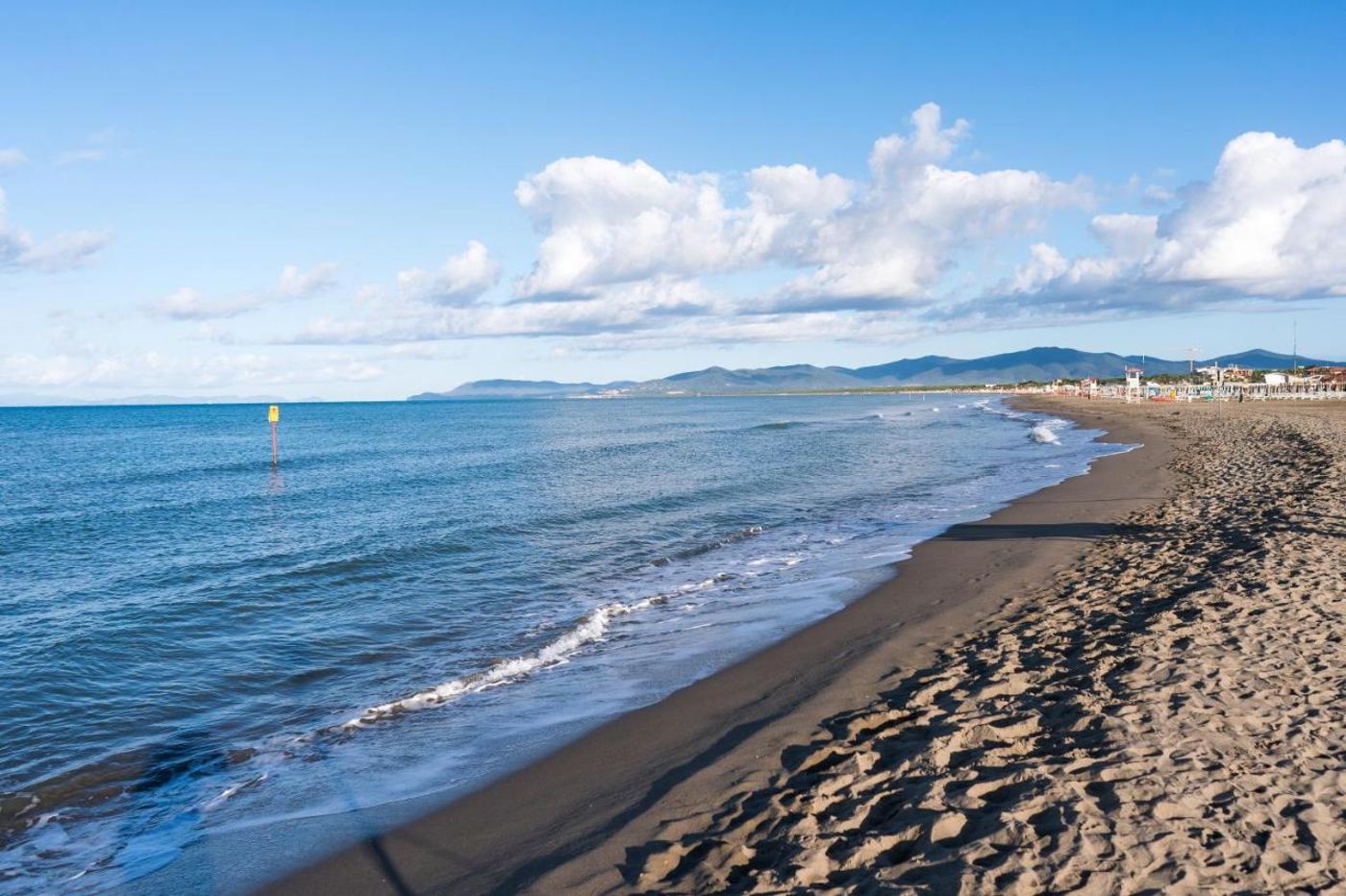 Lola-Piccolo-Hotel-Beach-31