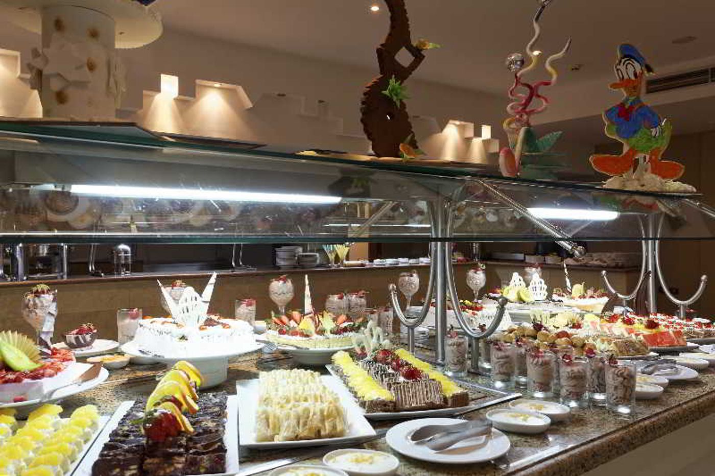 The-Three-Corners-Equinox-Beach-Resort-Restaurant-49