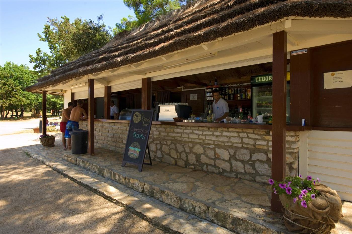 Pine Beach Pakostane