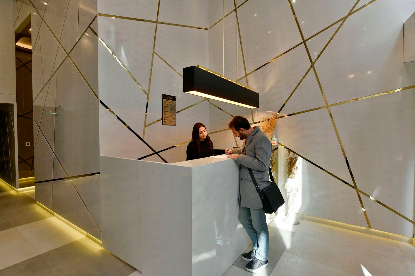 G-Han-Hotel-Lobby-19