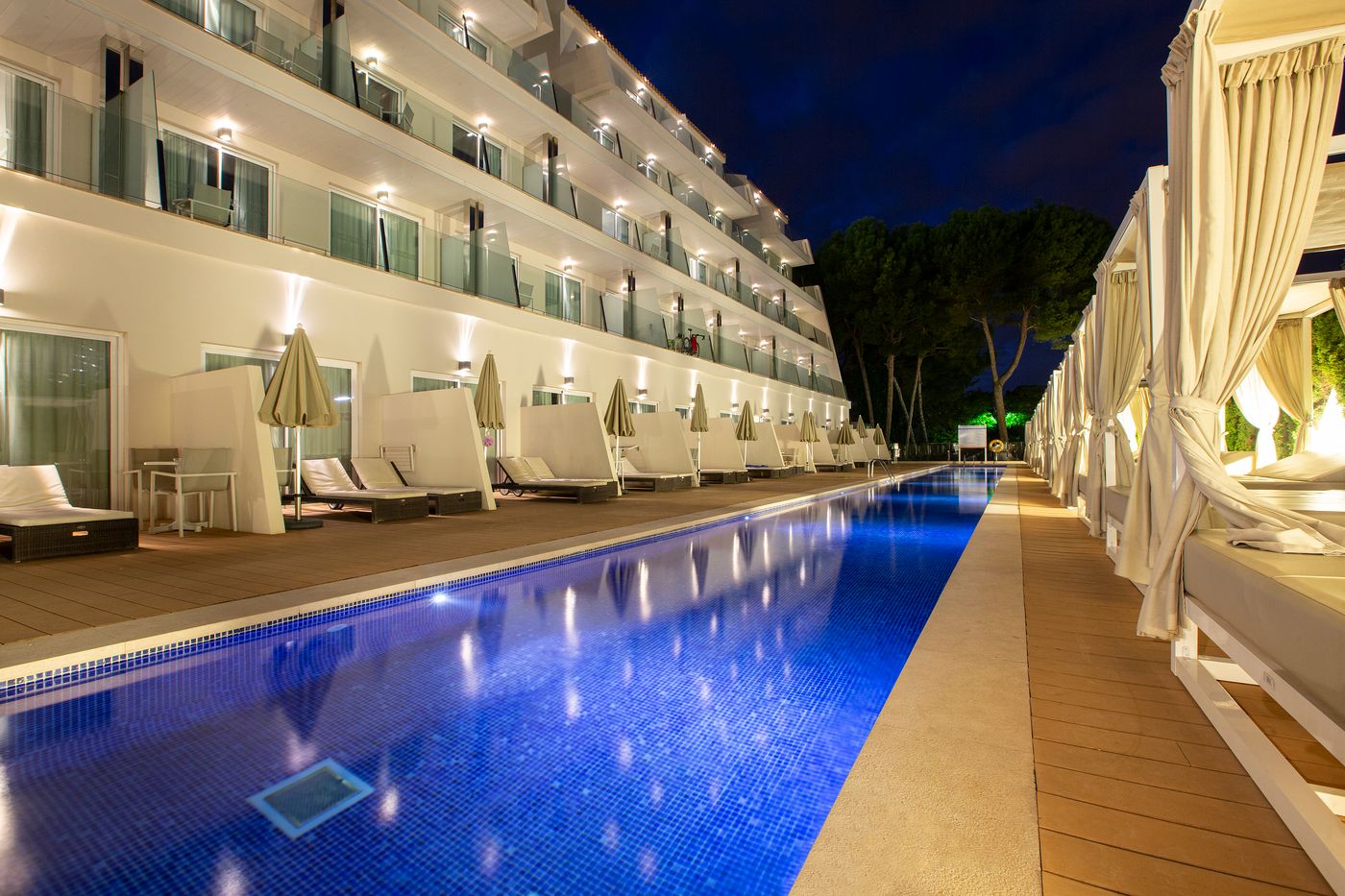 New - Mar Hotels Playa de Muro Suites