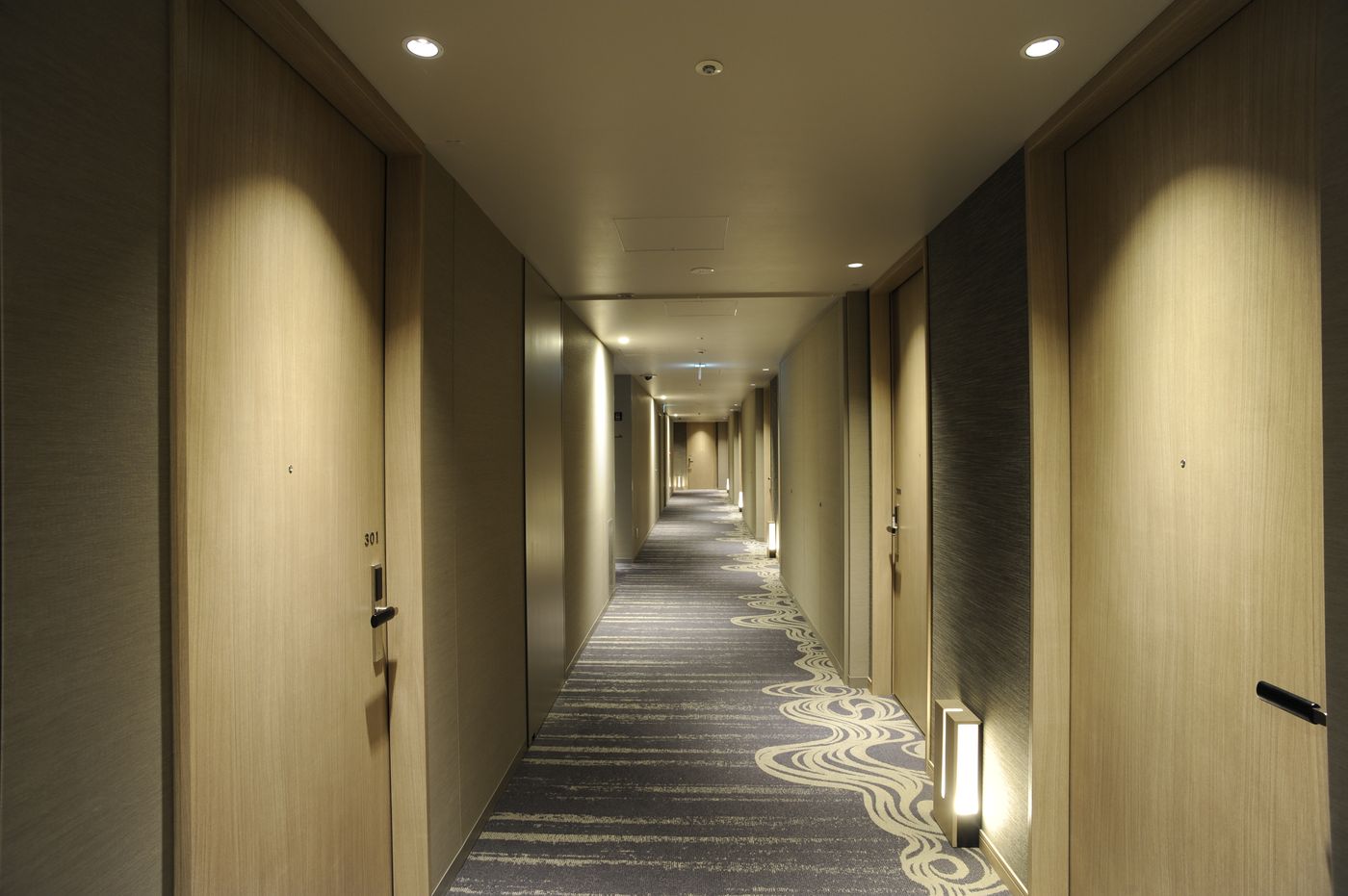 Hotel Keihan Tsukiji Ginza Grande-Japan-Tokyo-Lobby-4