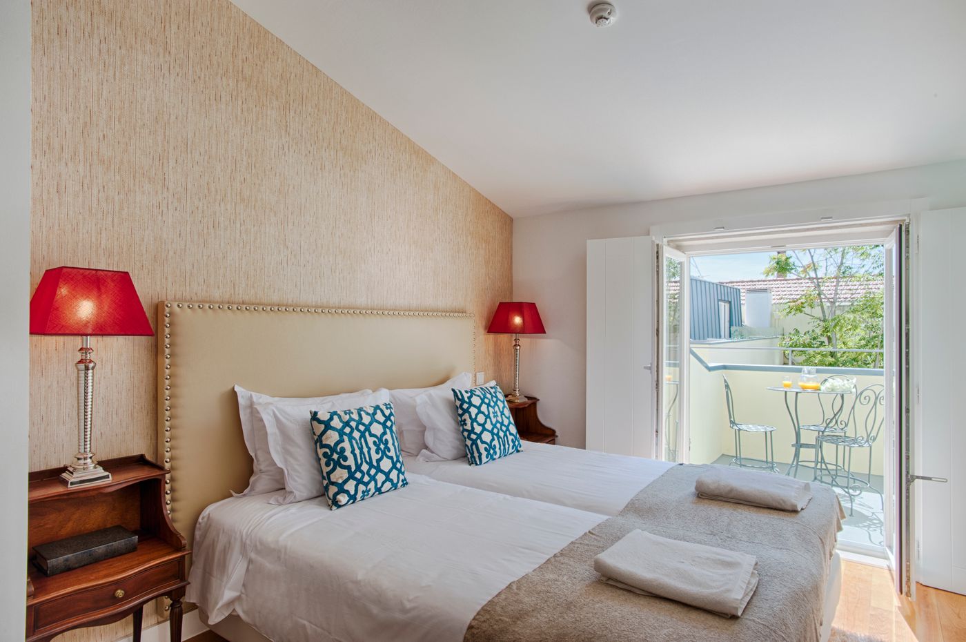 Dear-Lisbon-Charming-House-Room-20