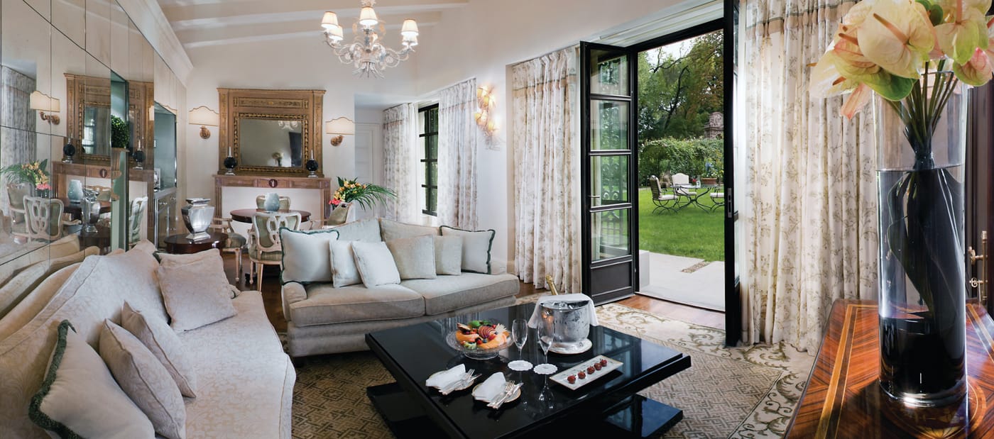 Four-Seasons-Hotel-Florence-Room-1