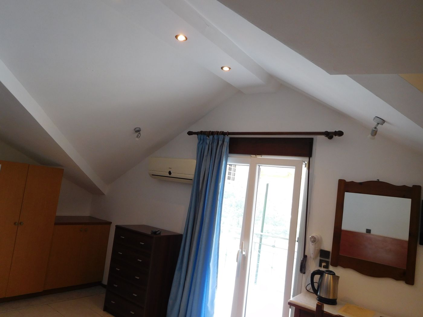 Hotel-Oceanis-Poros-Room-17