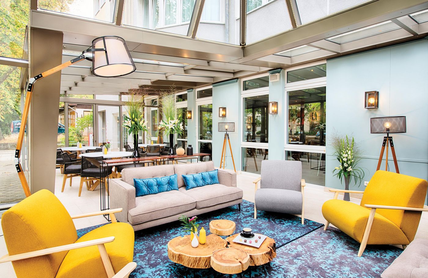 Leonardo-Boutique-Hotel-Berlin-City-South-Lobby-12