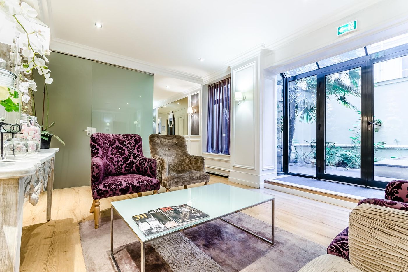 Exe-Paris-Centre-Lobby-2