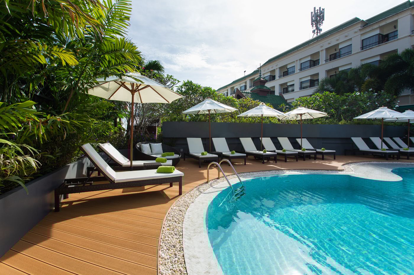 Krabi-Heritage-Hotel-Pool-15