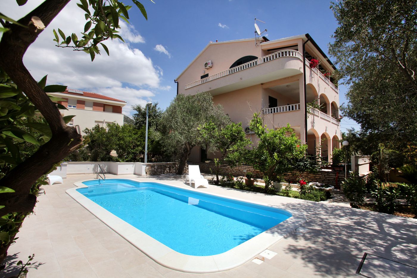 Villa-Sun-Pool-2