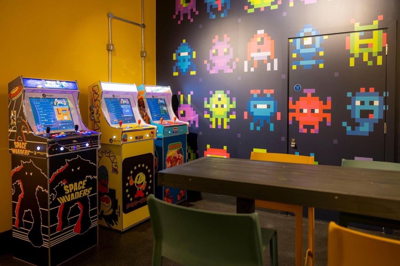 REZz Cork - Ireland - Cork - Sports and Entertainment - 1