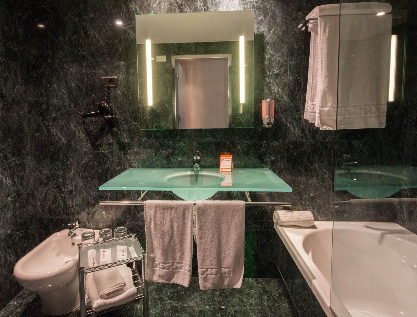 B&B Hotel Granada Estación-Spain-GRANADA-Room-8