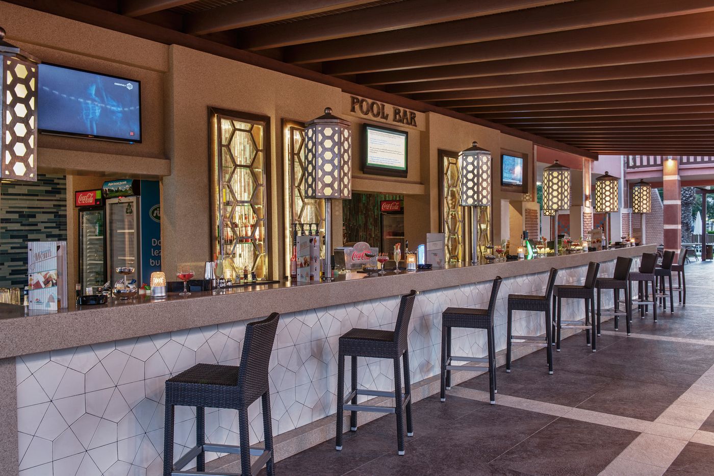 Club-Mega-Saray-Bar-66