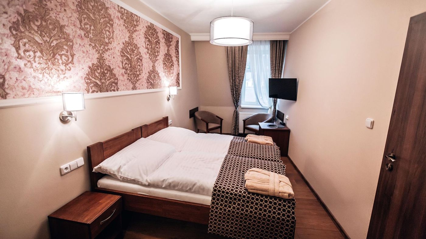 Star Hotel-Czech Republic-KARLOVY VARY-General view-1