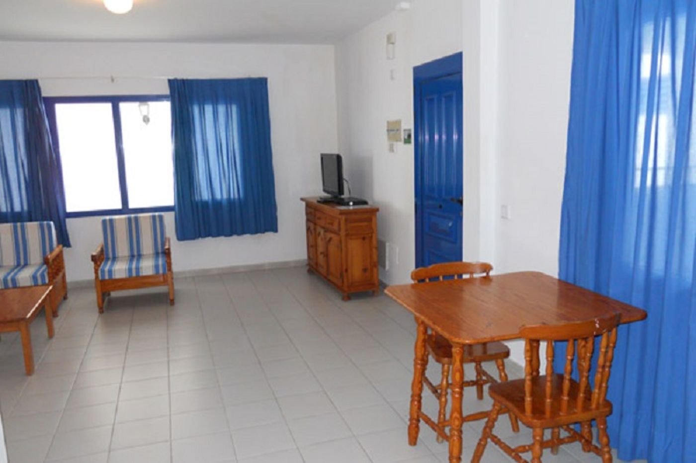 Club-Pocillos-Apartments-Room-20