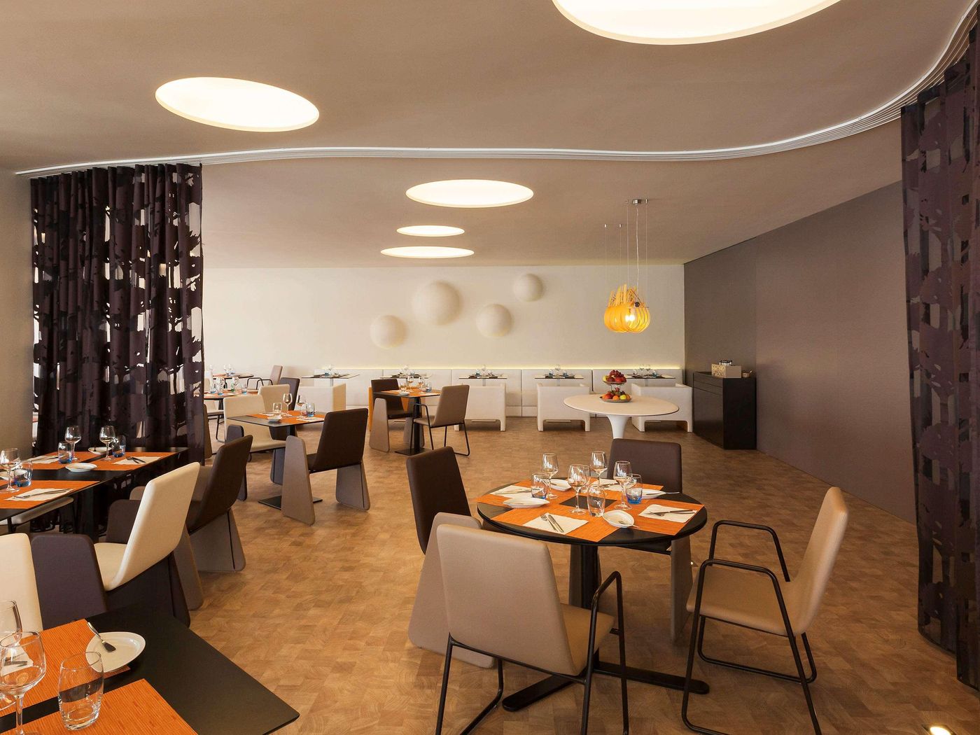 Novotel-Setubal-Restaurant-12
