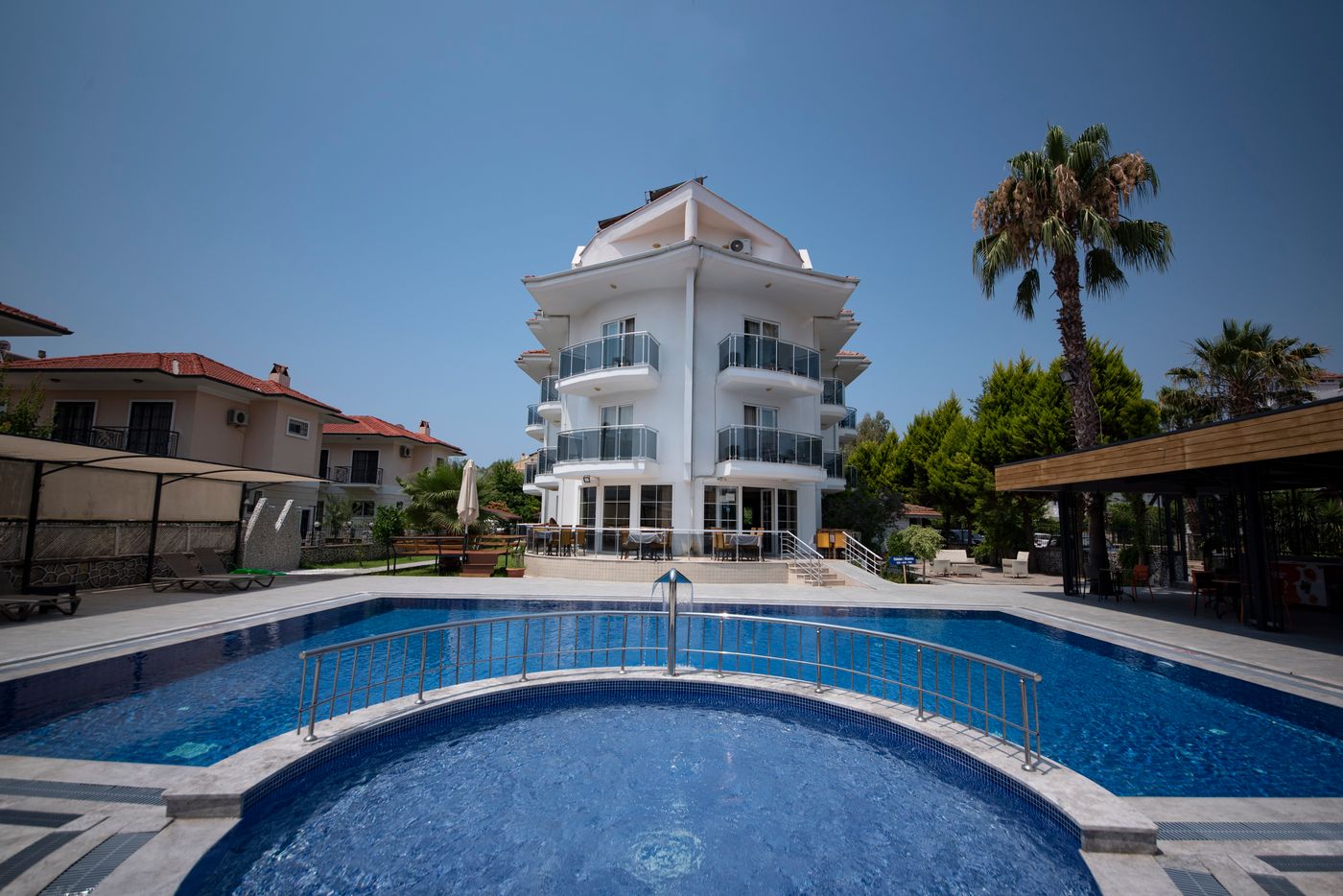 Nevada-Hotel---Spa-General-view-3