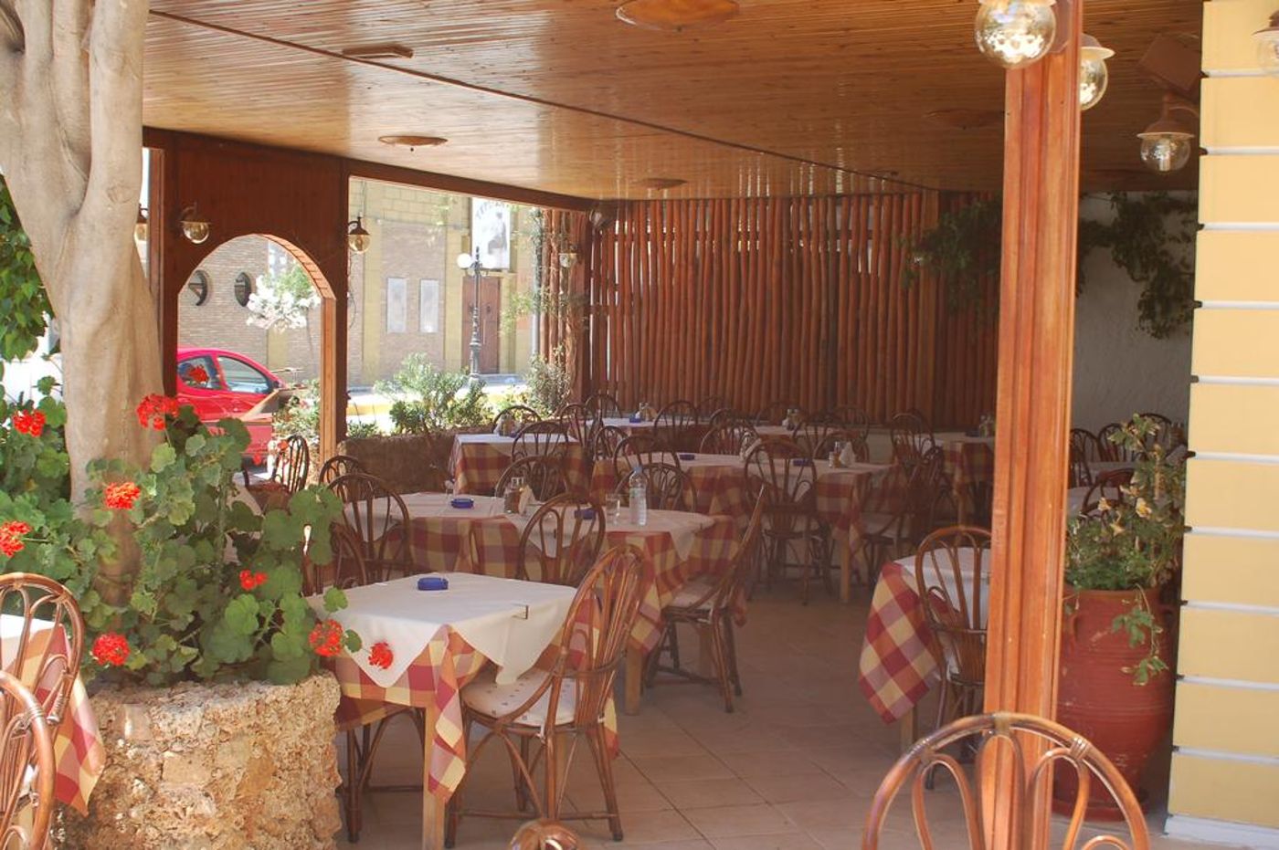 Uncle George Apartments