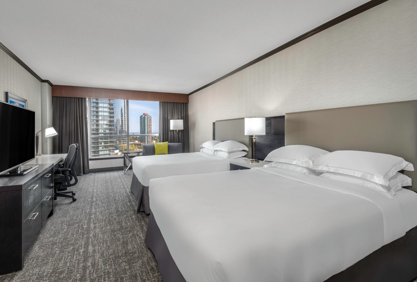 Hilton-Vancouver-Metrotown-Room-24