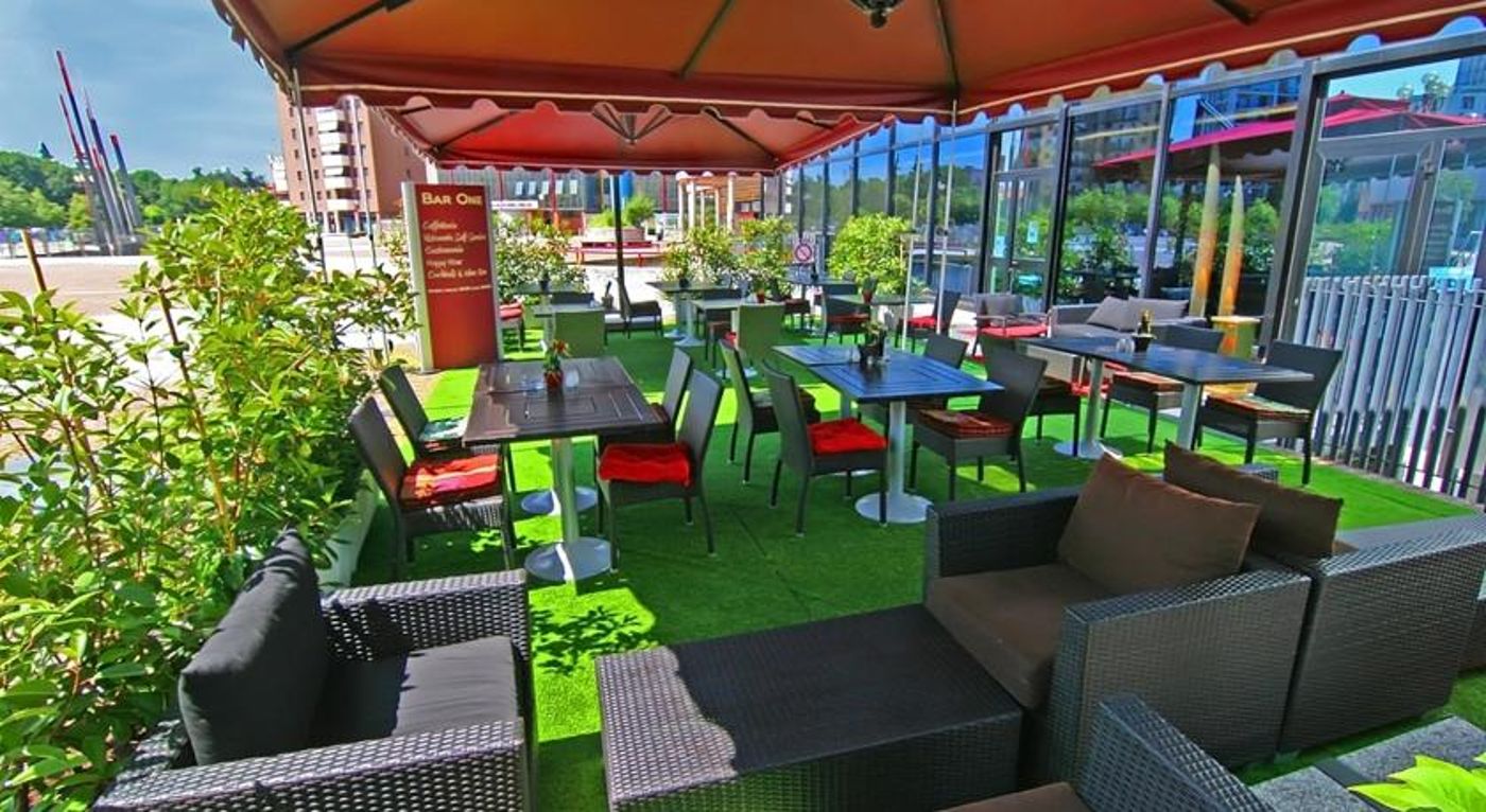 Grand-Hotel-Barone-Di-Sassj-Terrace-18