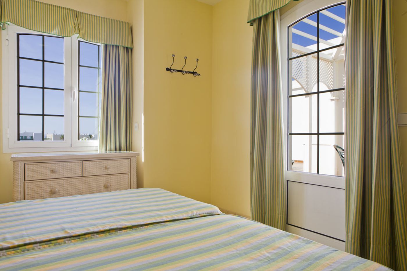 Apartamentos-LIVVO-Coloradamar-Room-50