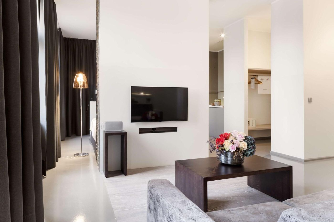 Lux-11-Berlin-Mitte-Room-32