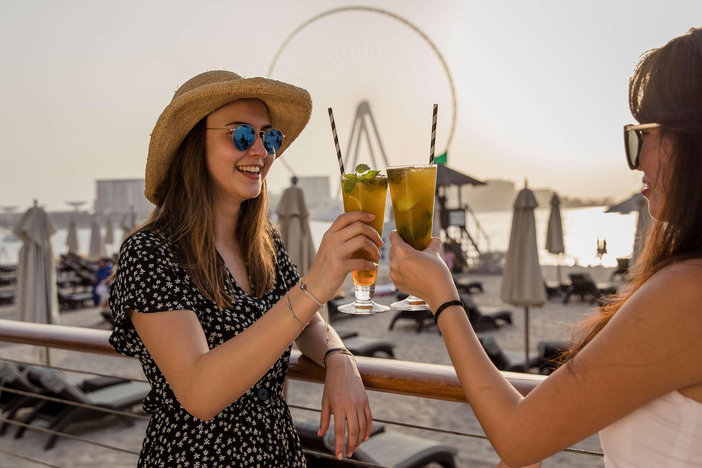 Hilton-Dubai-Jumeirah-Bar-19