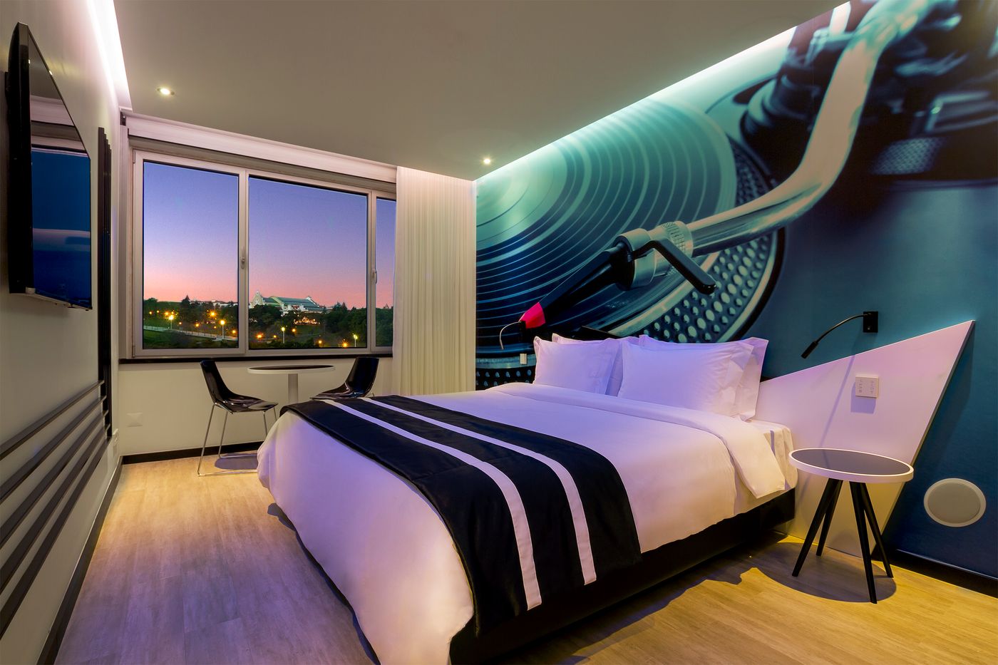 HF-Fenix-Music-Room-5