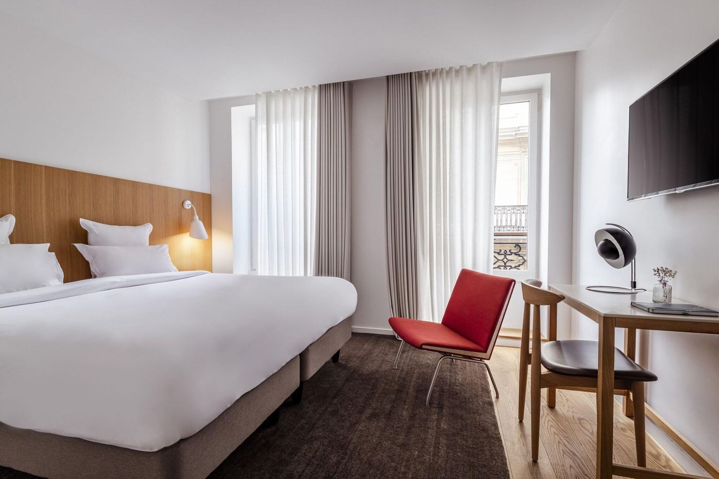 9hotel-Republique-Room-4