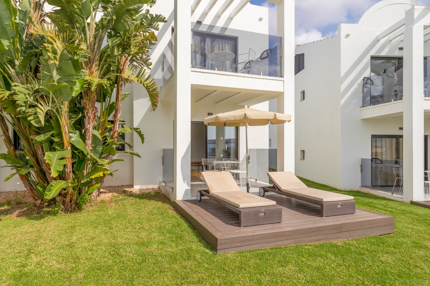 Mar-Hotels-Paradise-Club---Spa-Room-14