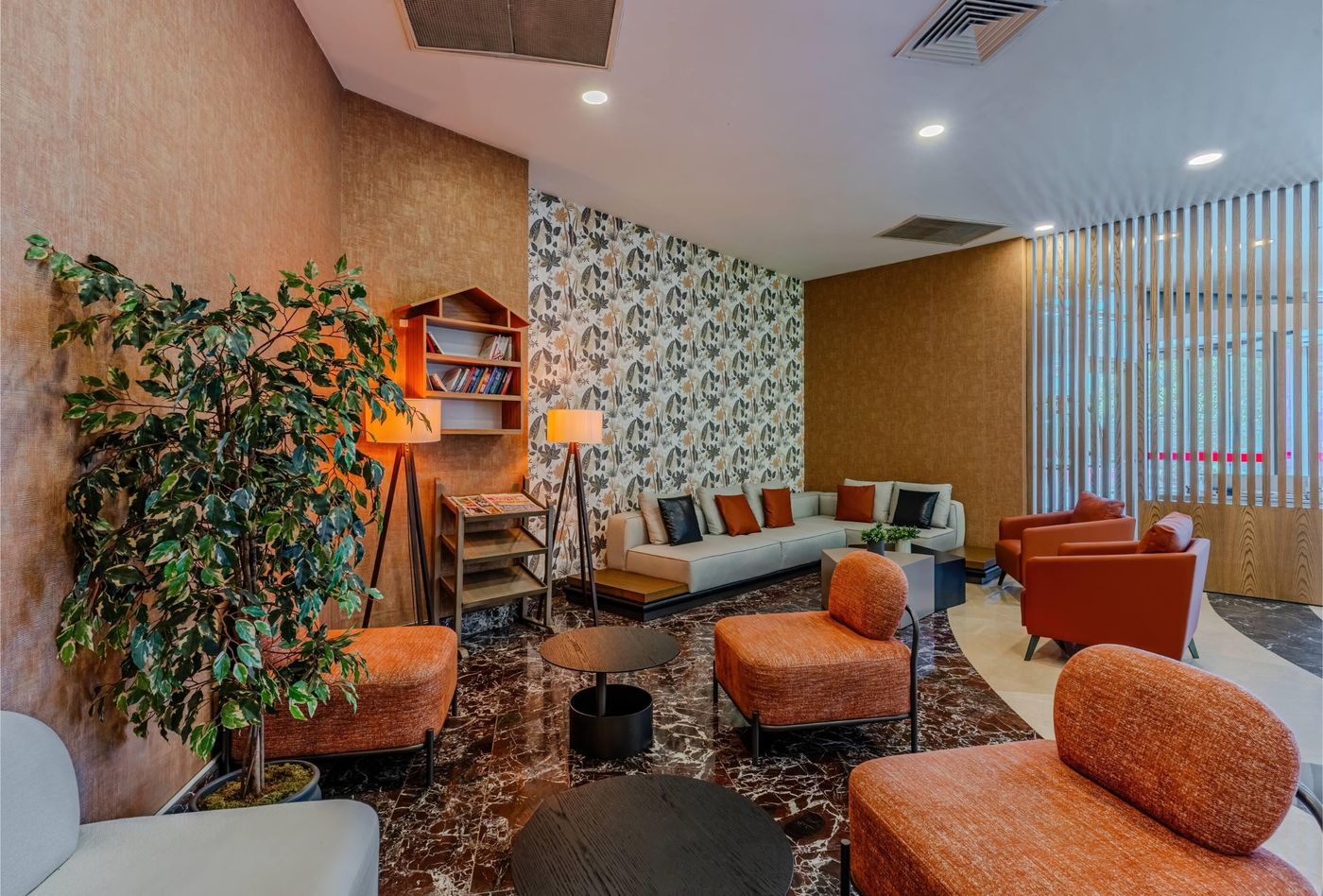 Ramada-Plaza-Izmir-Lobby-64