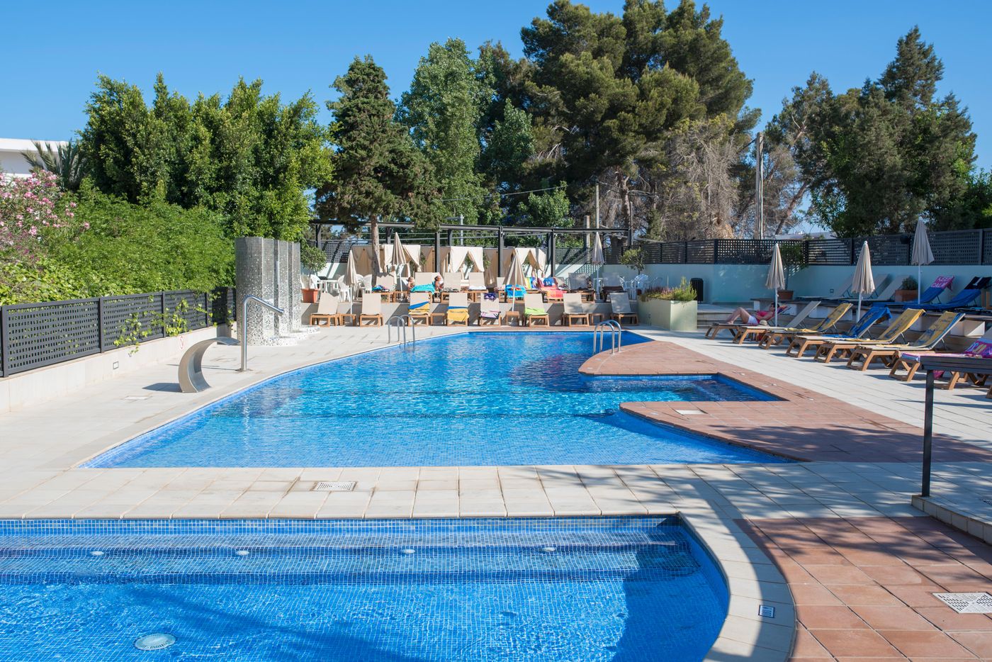 Azuline-Hotel-Bergantin-Pool-4