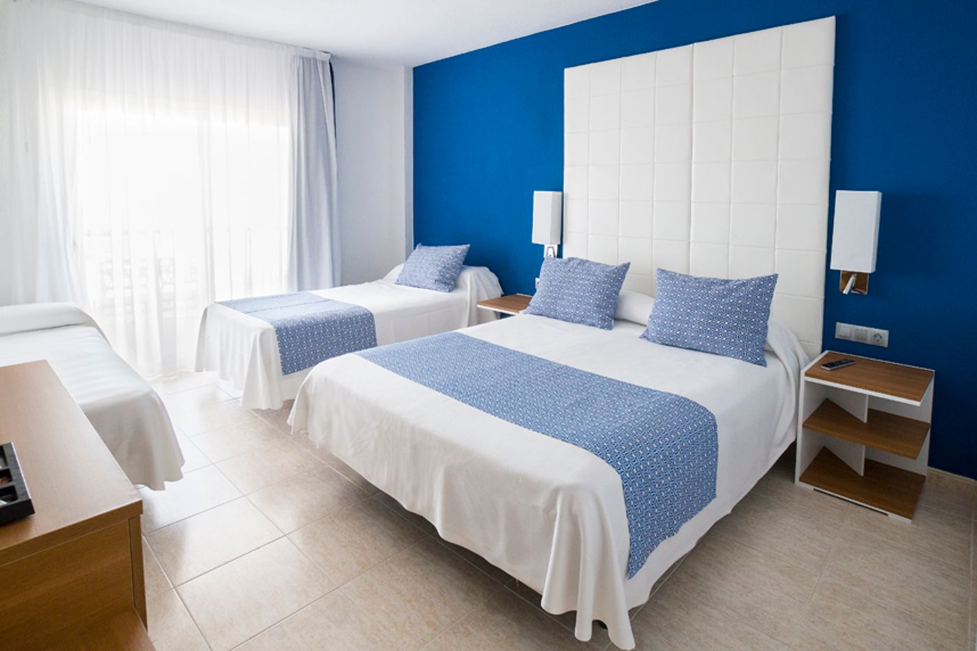 Ibersol-Torremolinos-Beach-Room-17