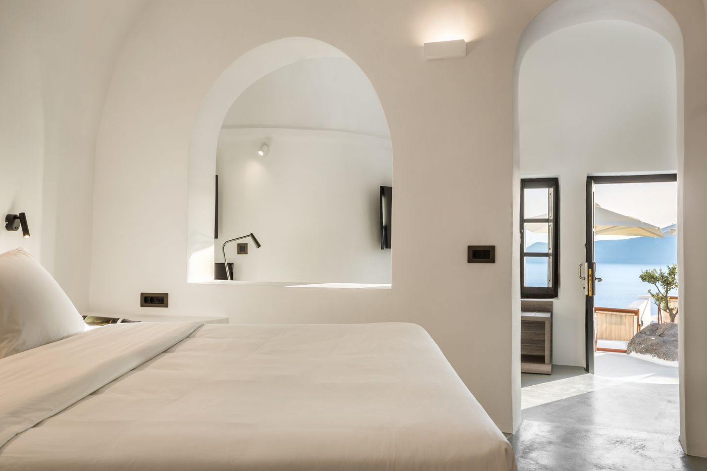 Sunrocks-Santorini---Adults-Only-Room-13