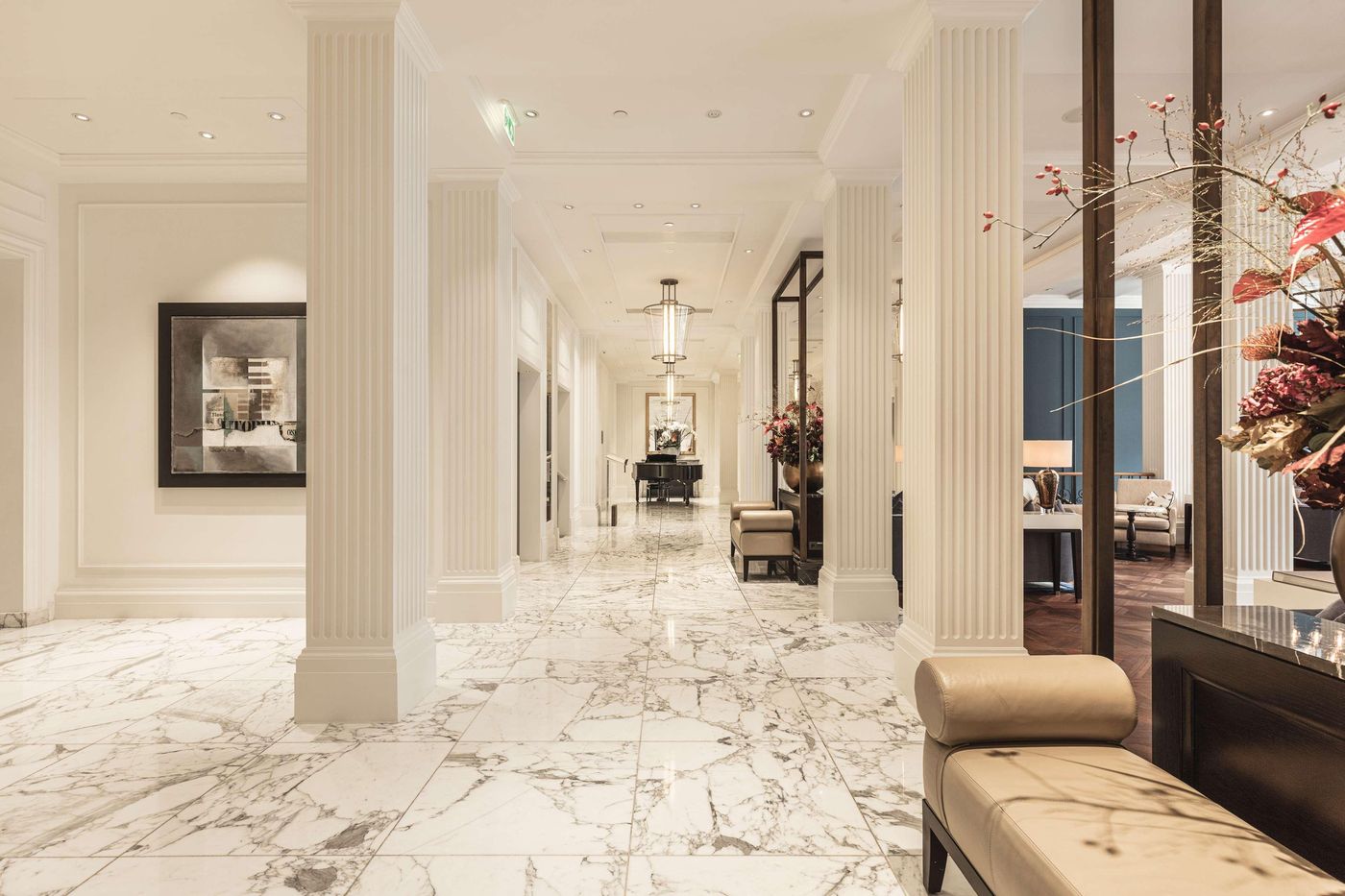 Waldorf-Astoria-Amsterdam-Lobby-8