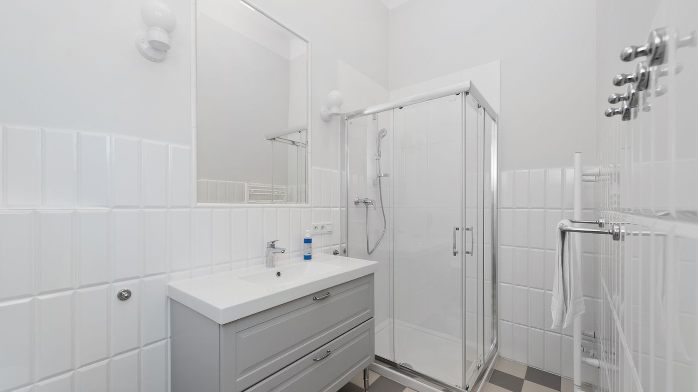 Pod Wawelem Apartment Sun & Snow-Poland-Krakow-Room-3