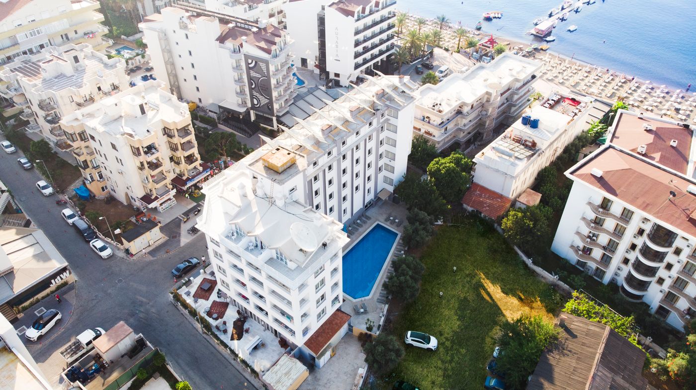 Mert Hotel - Adult Only