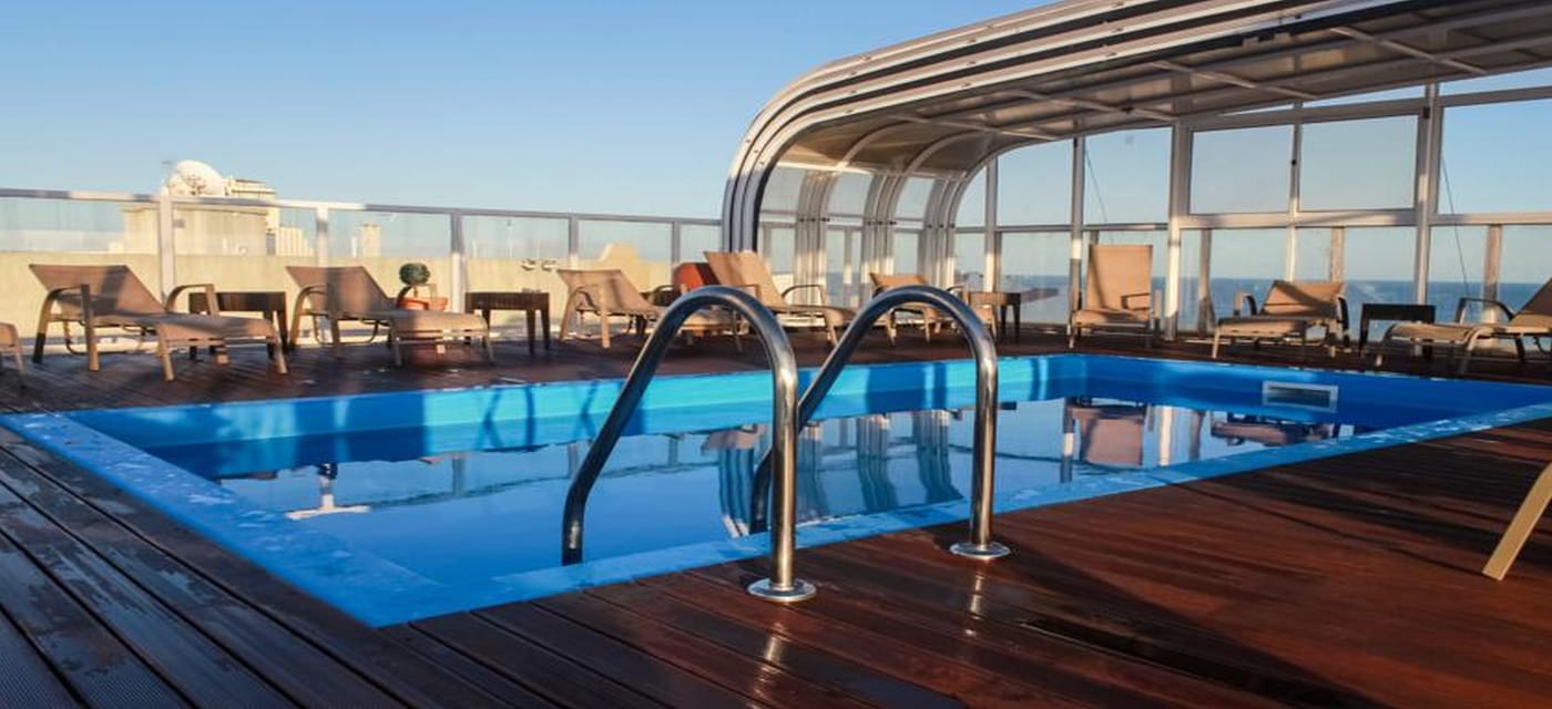 Baia-de-Monte-Gordo-Pool-1