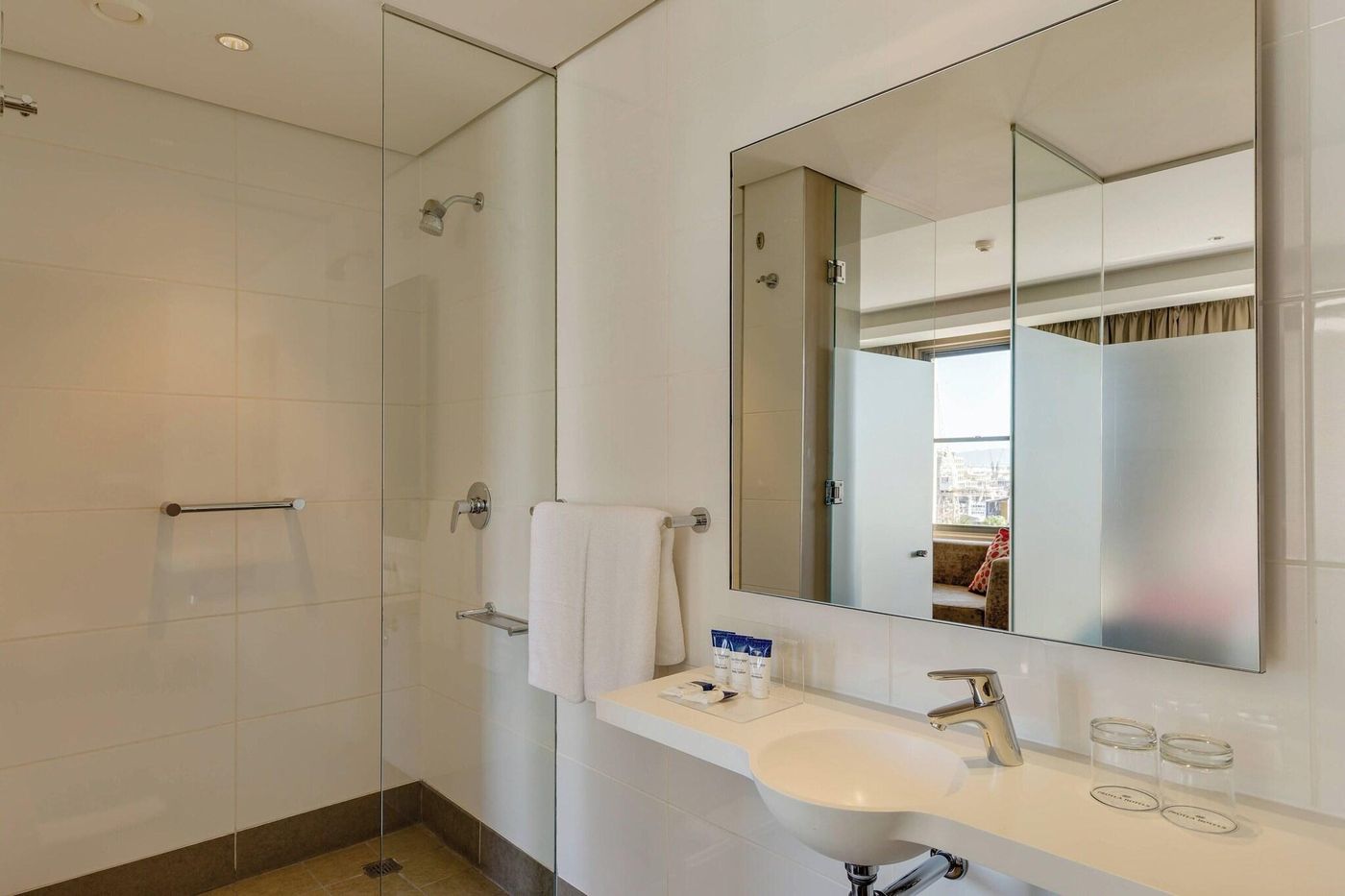 Protea-Hotel-Cape-Town-Waterfront-Breakwater-Lodge-Room-41