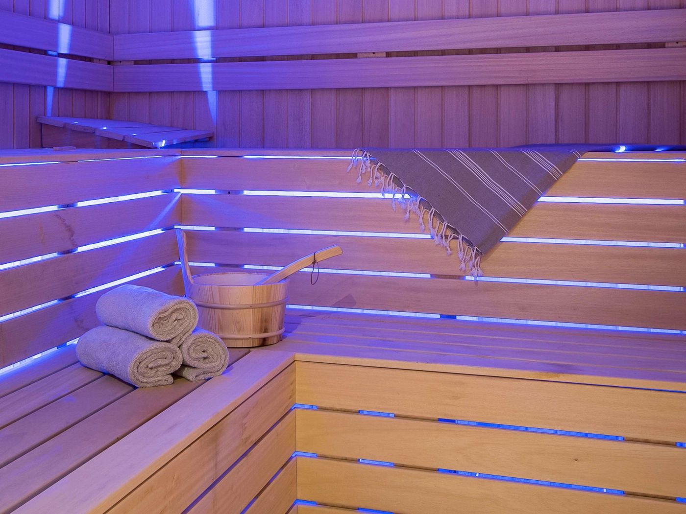 Novotel-Istanbul-Bosphorus-Sports-and-Entertainment-80