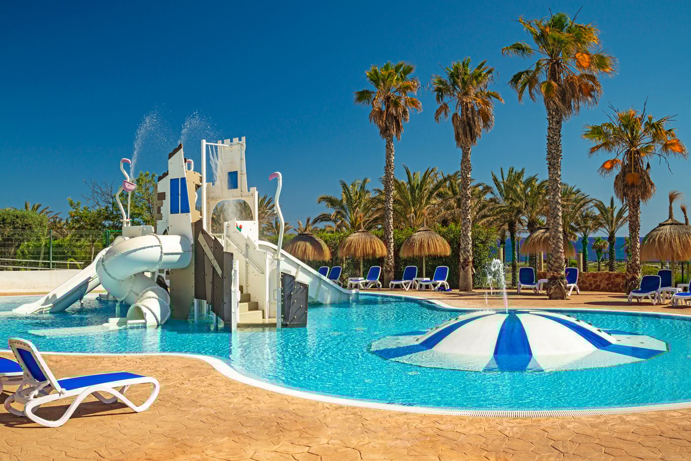 Cabogata-Garden-Pool-1