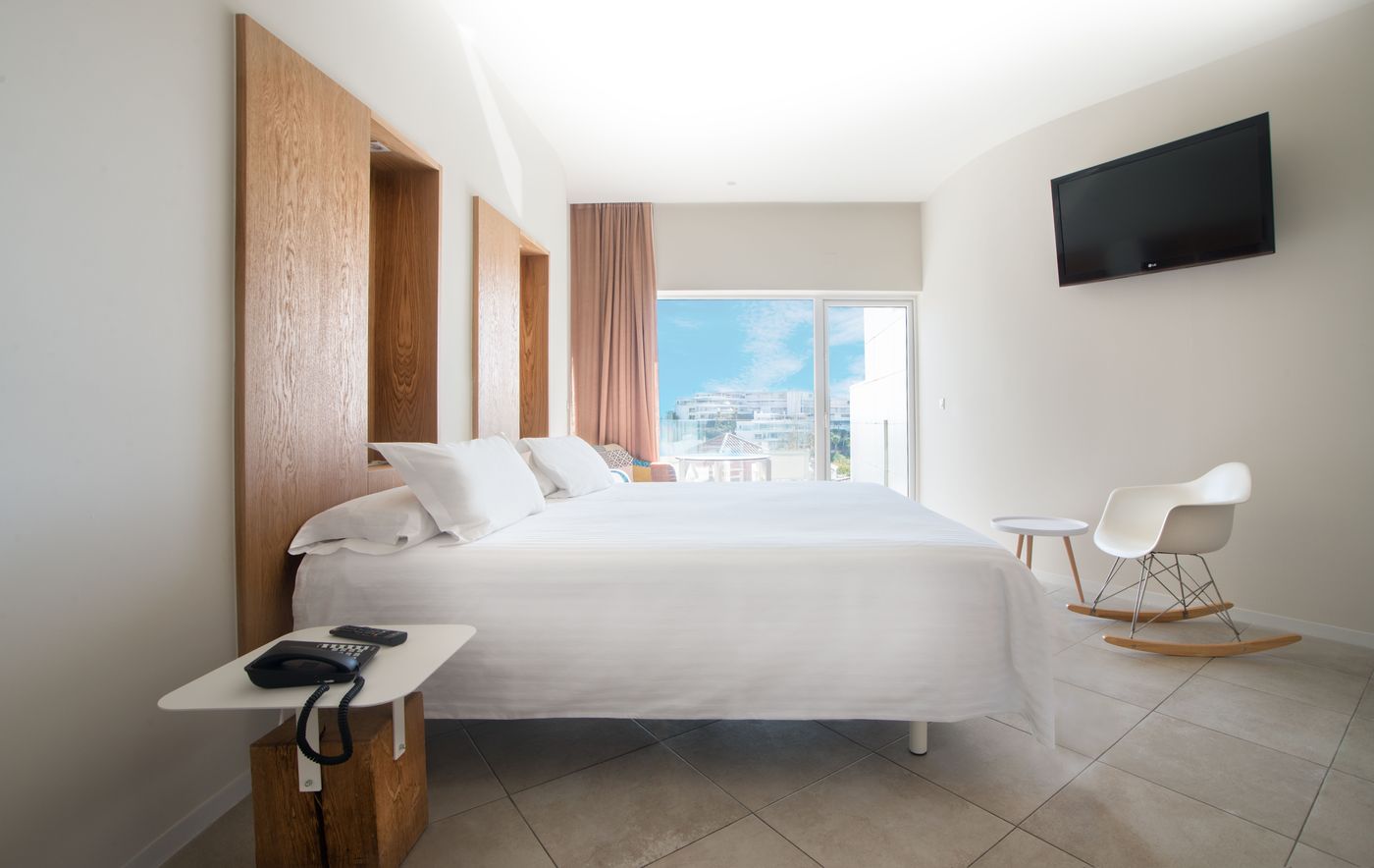 Higueron-Hotel-Malaga--Curio-Collection-by-Hilton---Adults-Recommended-Room-17