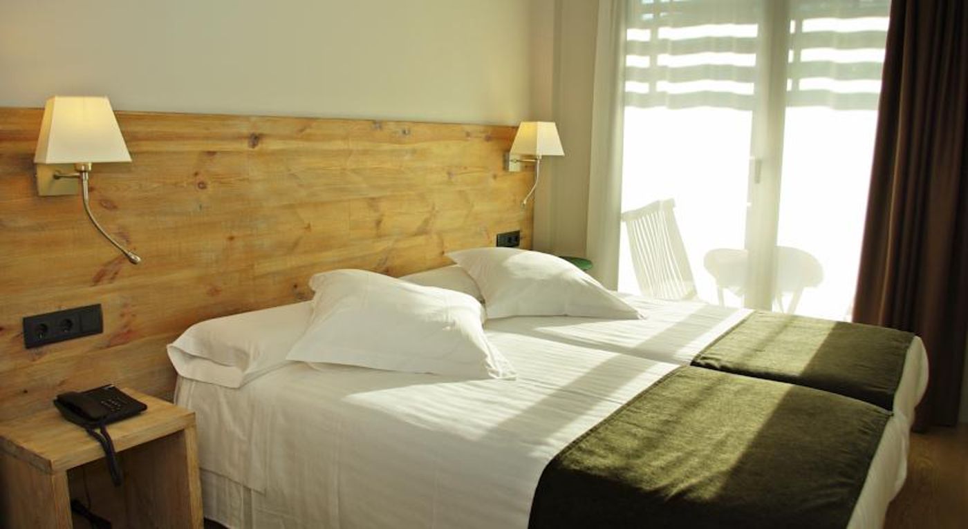 Arrels d' Emporda Aparthotel