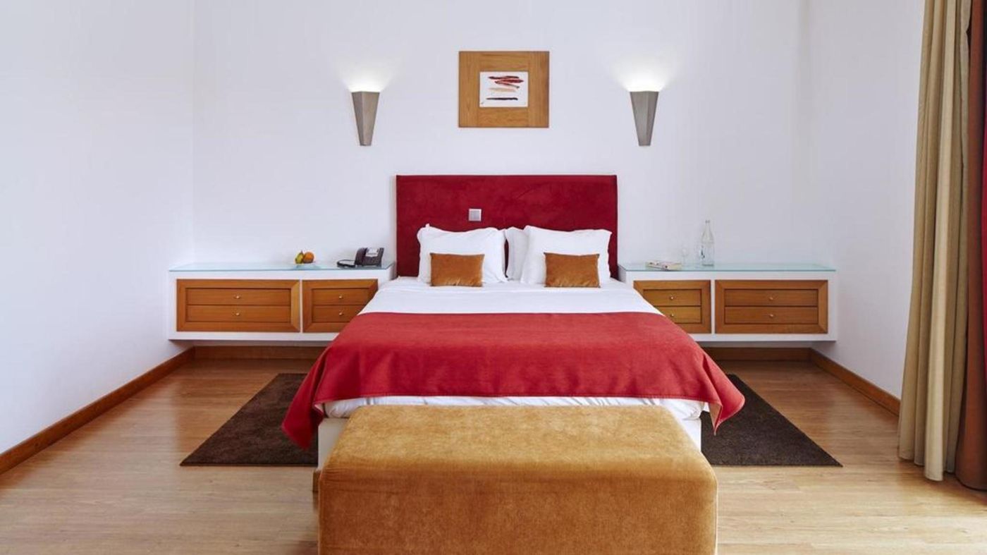 Alcazar-Hotel-Room-20