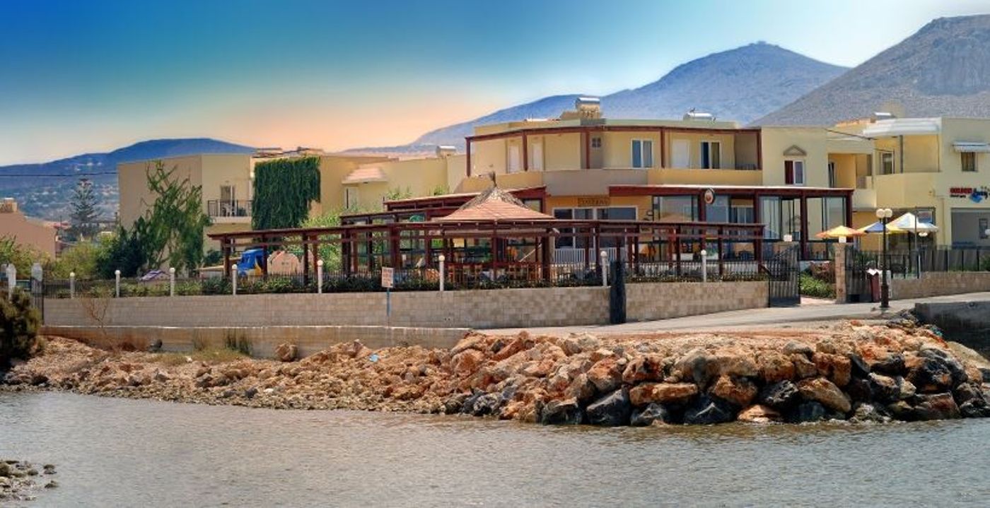 Golden Bay Apartments